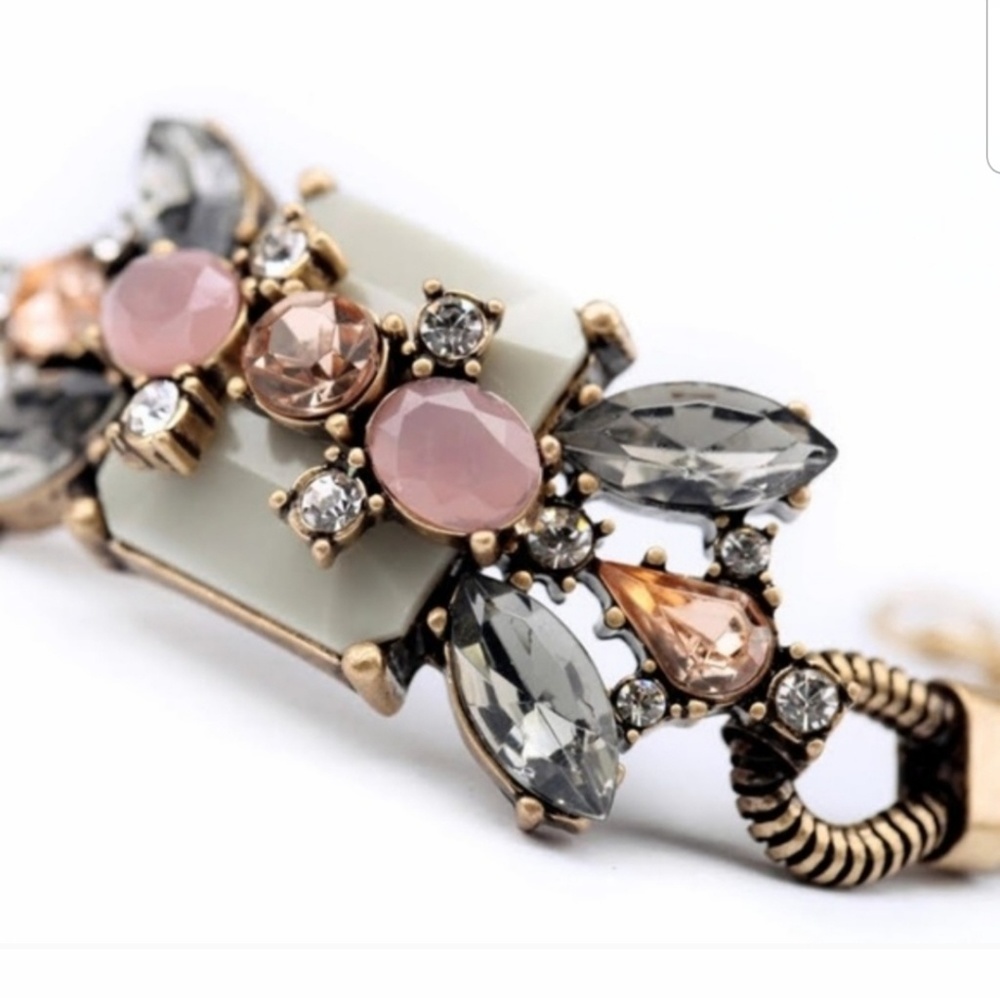 Crystal Statement Bracelet - Picture 3 of 6